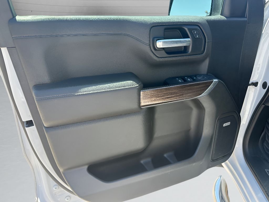 Used 2020 Summit White Chevrolet LT Trail Boss image 21