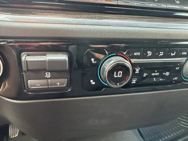 Used 2025 Gray Chevrolet LT image 36