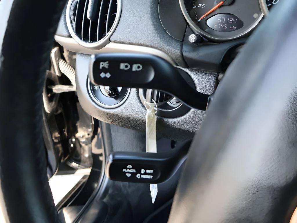 Used 2007  Porsche Base image 27