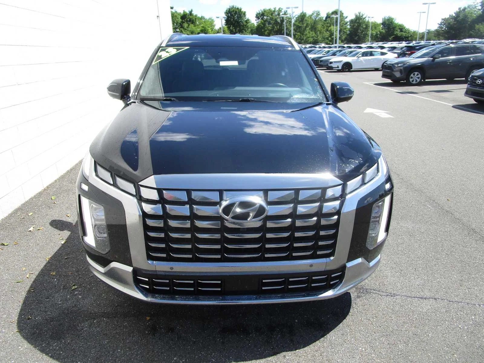 Used 2023 Abyss Black Pearl Hyundai Calligraphy image 2
