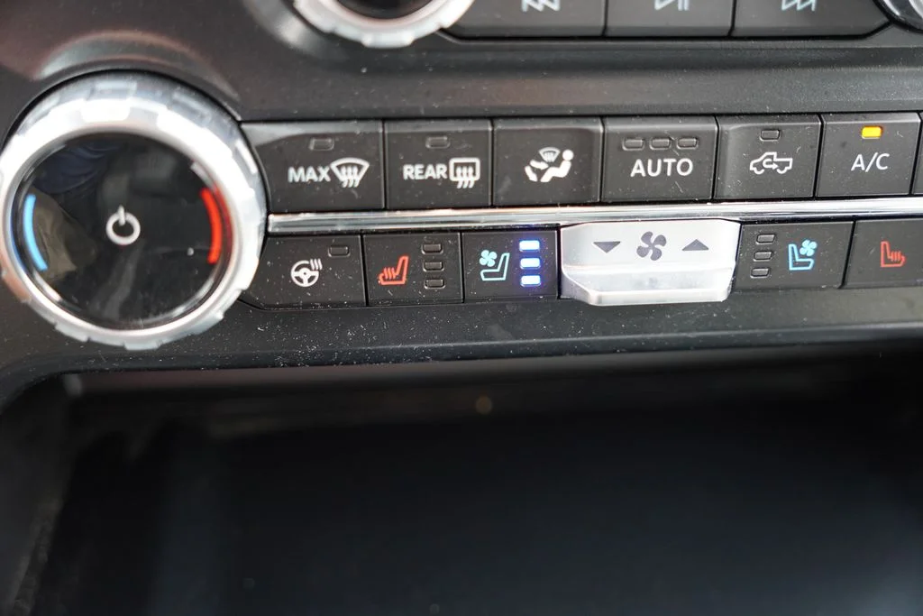 Certified Used 2026 Gray Ford Lariat image 33