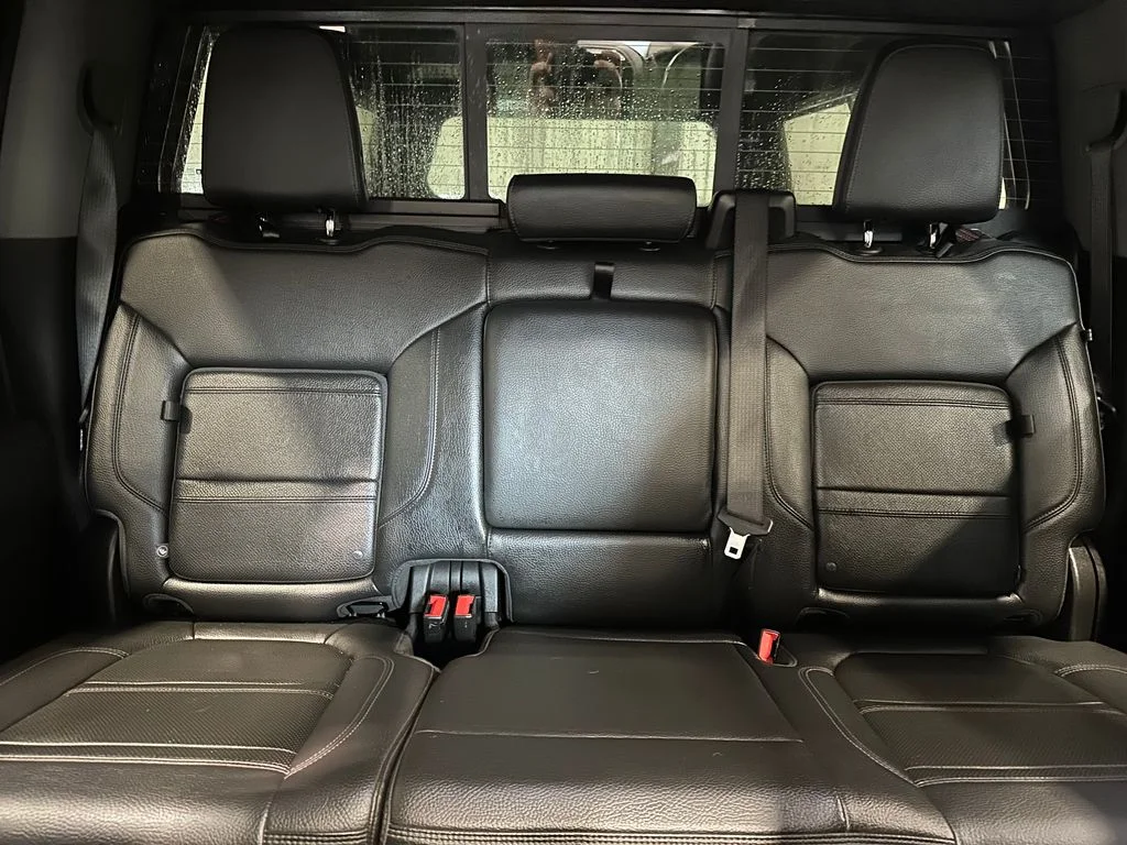 Used 2020 Black GMC Denali image 32