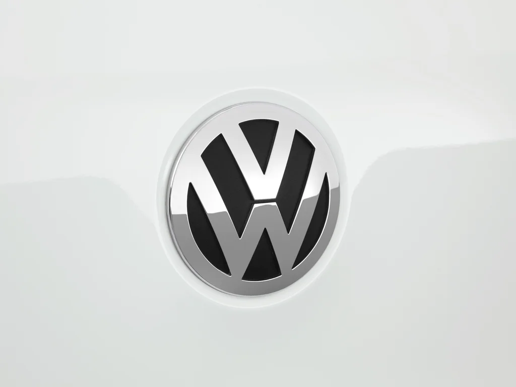 Used 2011 White Volkswagen S image 58