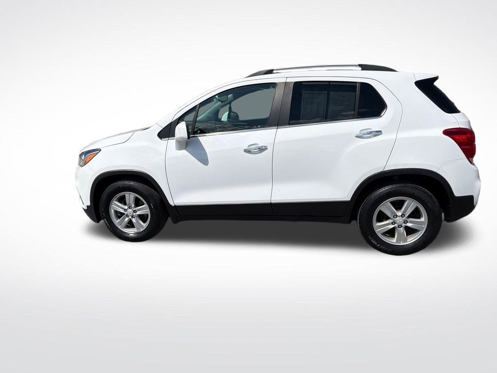 Used 2019 Chevrolet Trax LT with VIN KL7CJLSB5KB830410 for sale in Clinton, MI