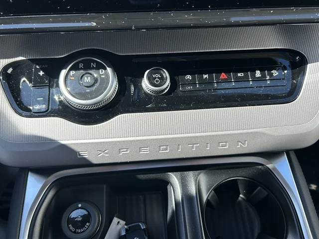 New 2026 Dark Matter Gray Metallic FORD Active image 36
