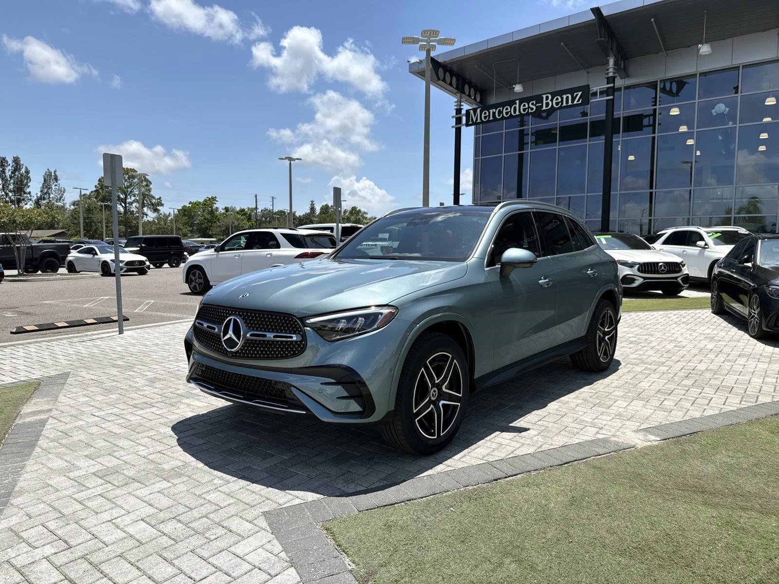 New 2026 Silver Metallic Mercedes-Benz 300 SUV image 2