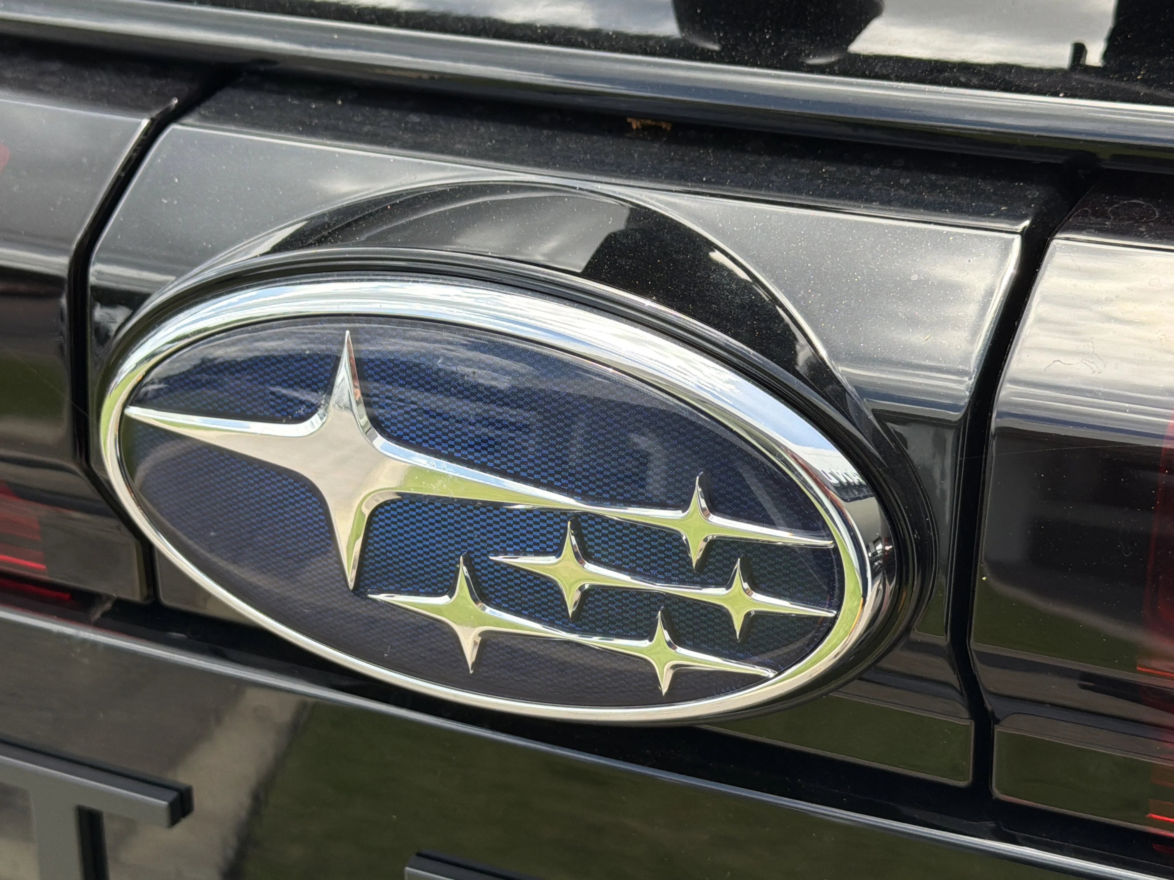 New 2026 CRYSTAL BLACK SILICA Subaru Limited image 10
