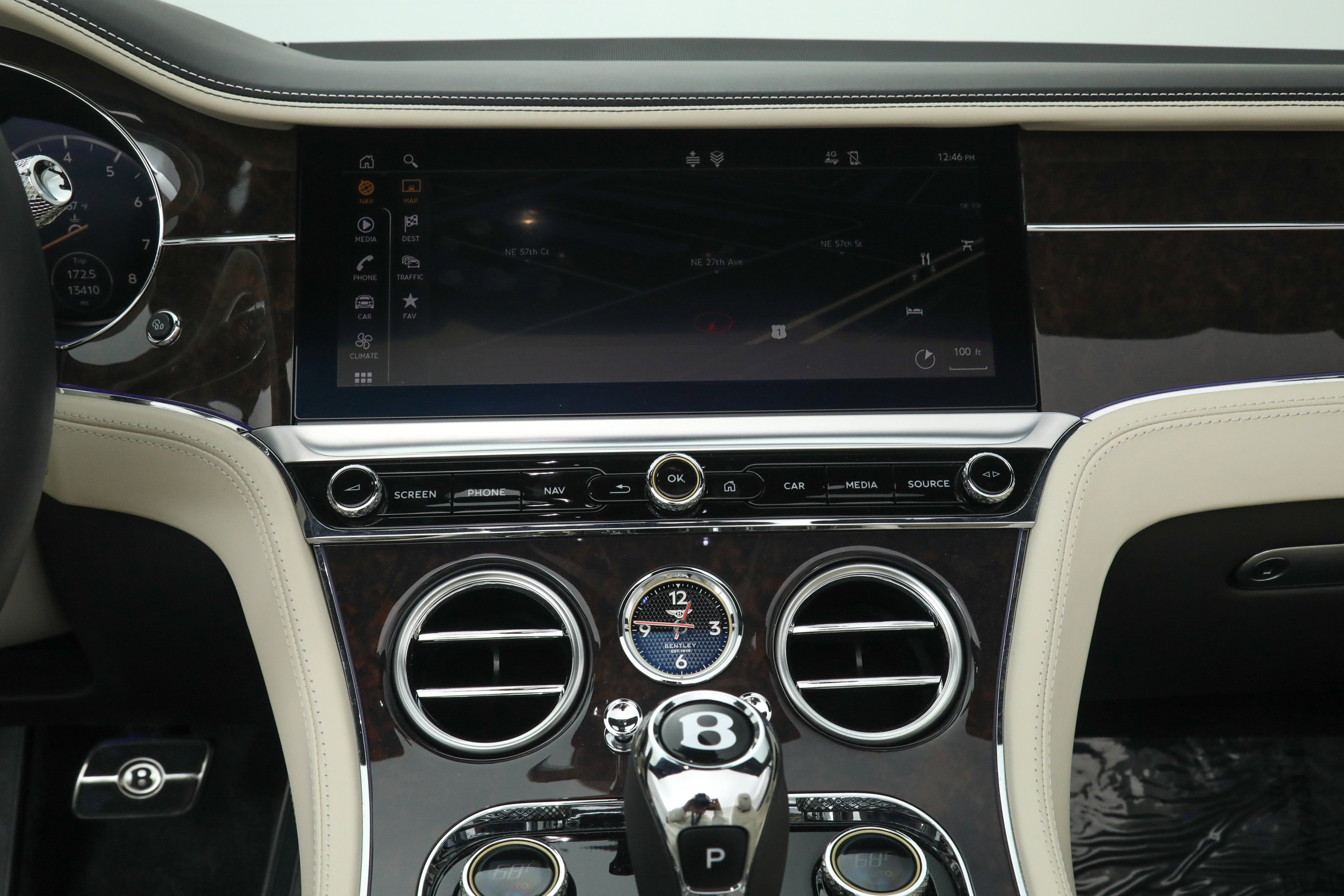 Used 2022 White Bentley GT V8 Convertible image 30