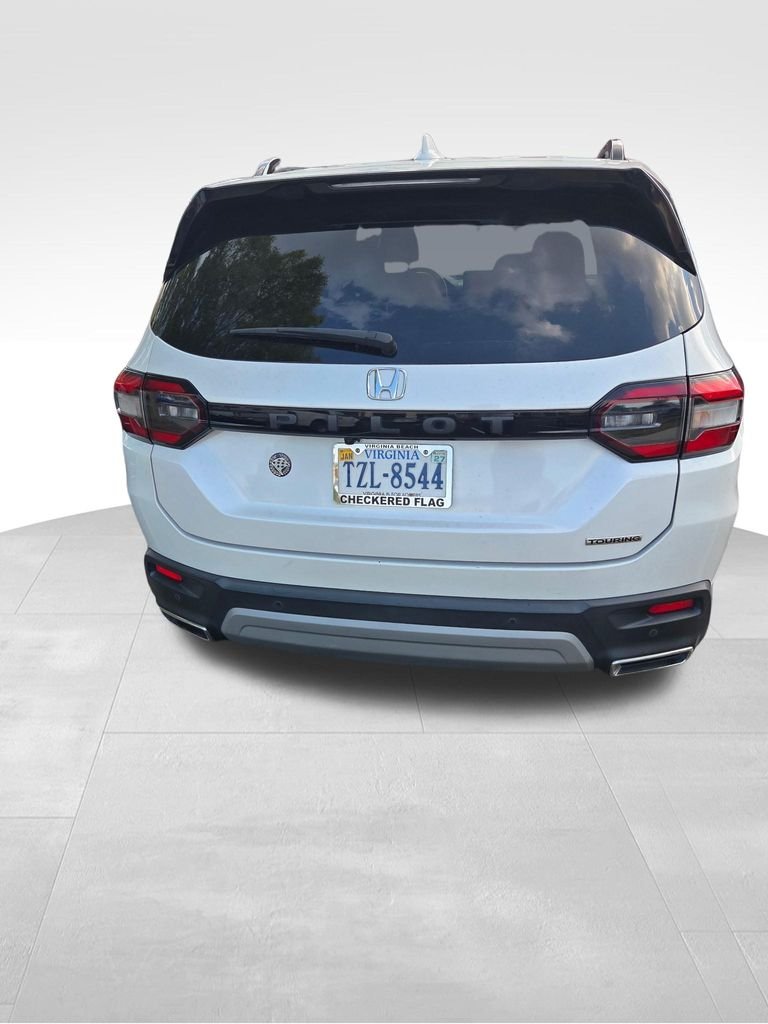 Used 2023 White Honda Touring image 22