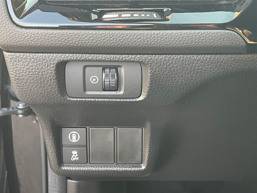 Used 2024 Crystal Black Pearl Honda LX image 19