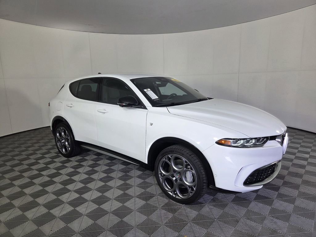 Used 2024 Alfa Romeo Tonale TI with VIN ZASPATCW5R3049885 for sale in West Palm Beach, FL