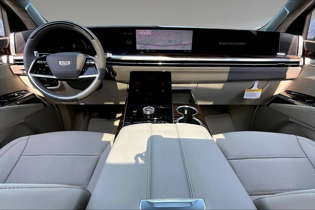 New 2026 Vibrant White Tricoat Cadillac Platinum Luxury image 5