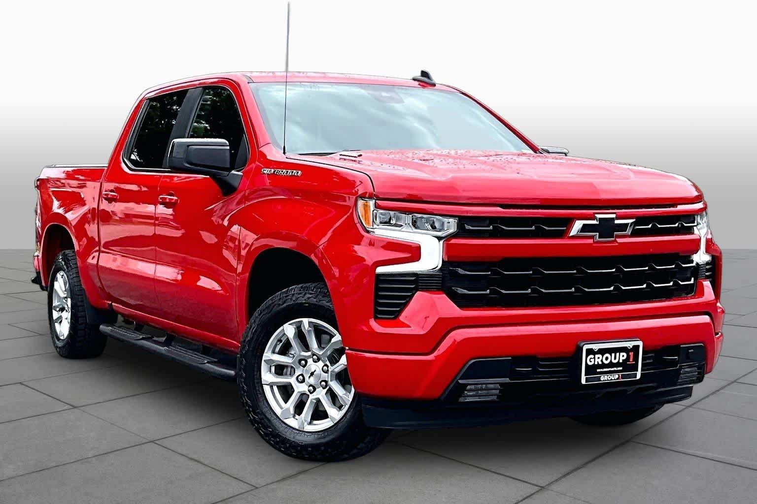Used 2022 Red Hot Chevrolet RST image 3