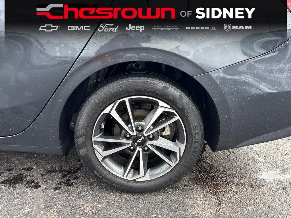 Used 2023 Gray Kia LXS image 10