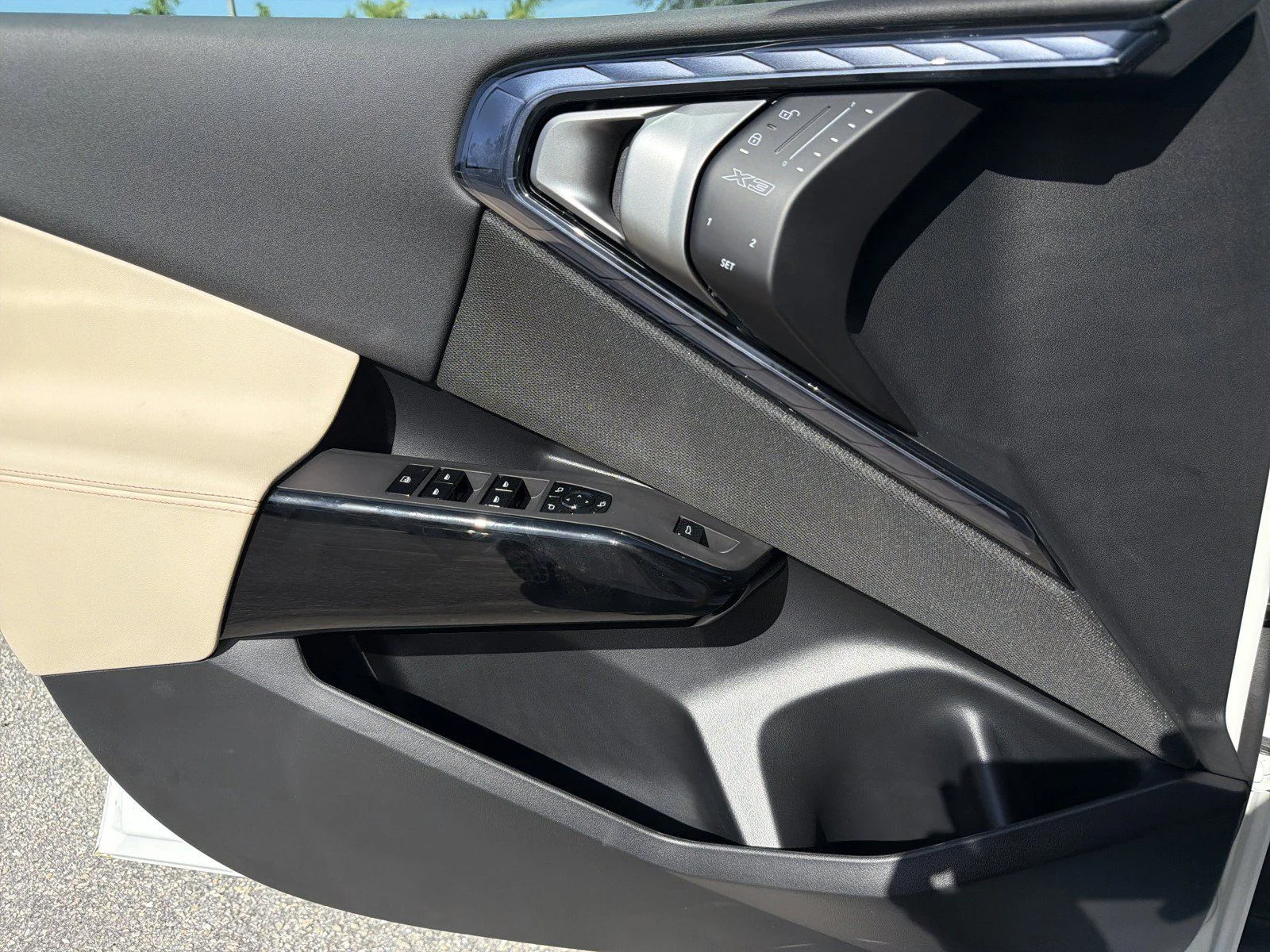 New 2026 Alpine White BMW 30 xDrive image 25