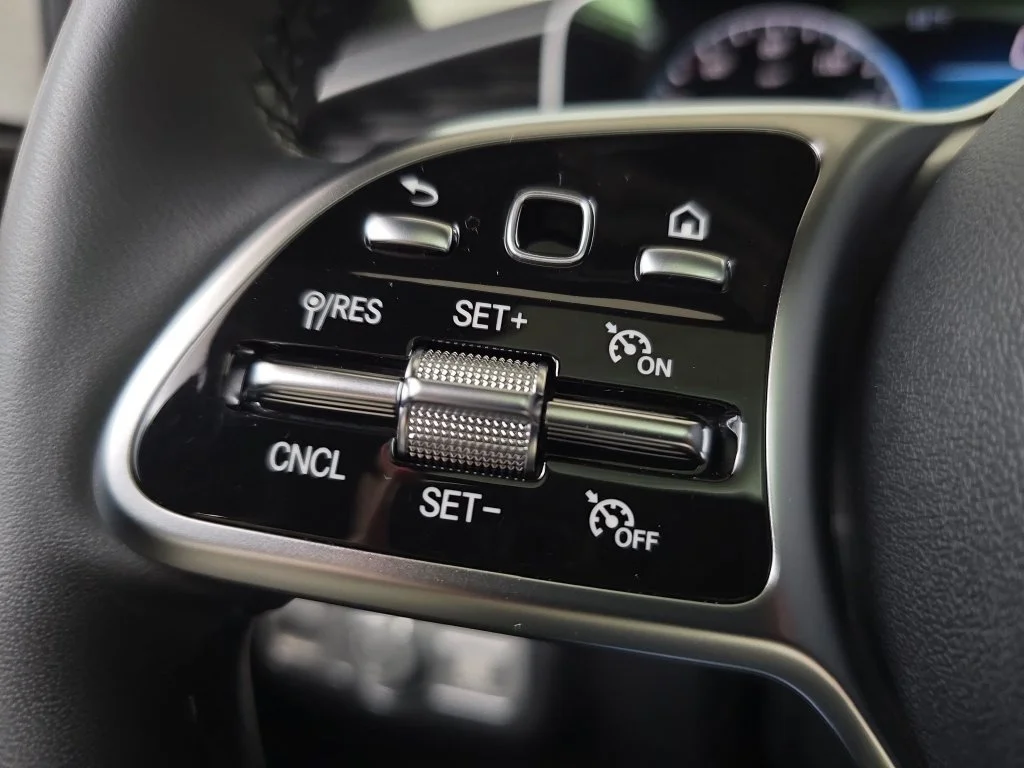 Used 2023 White Mercedes-Benz GLE 350 image 20