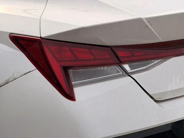 Used 2024 White Hyundai SEL image 20