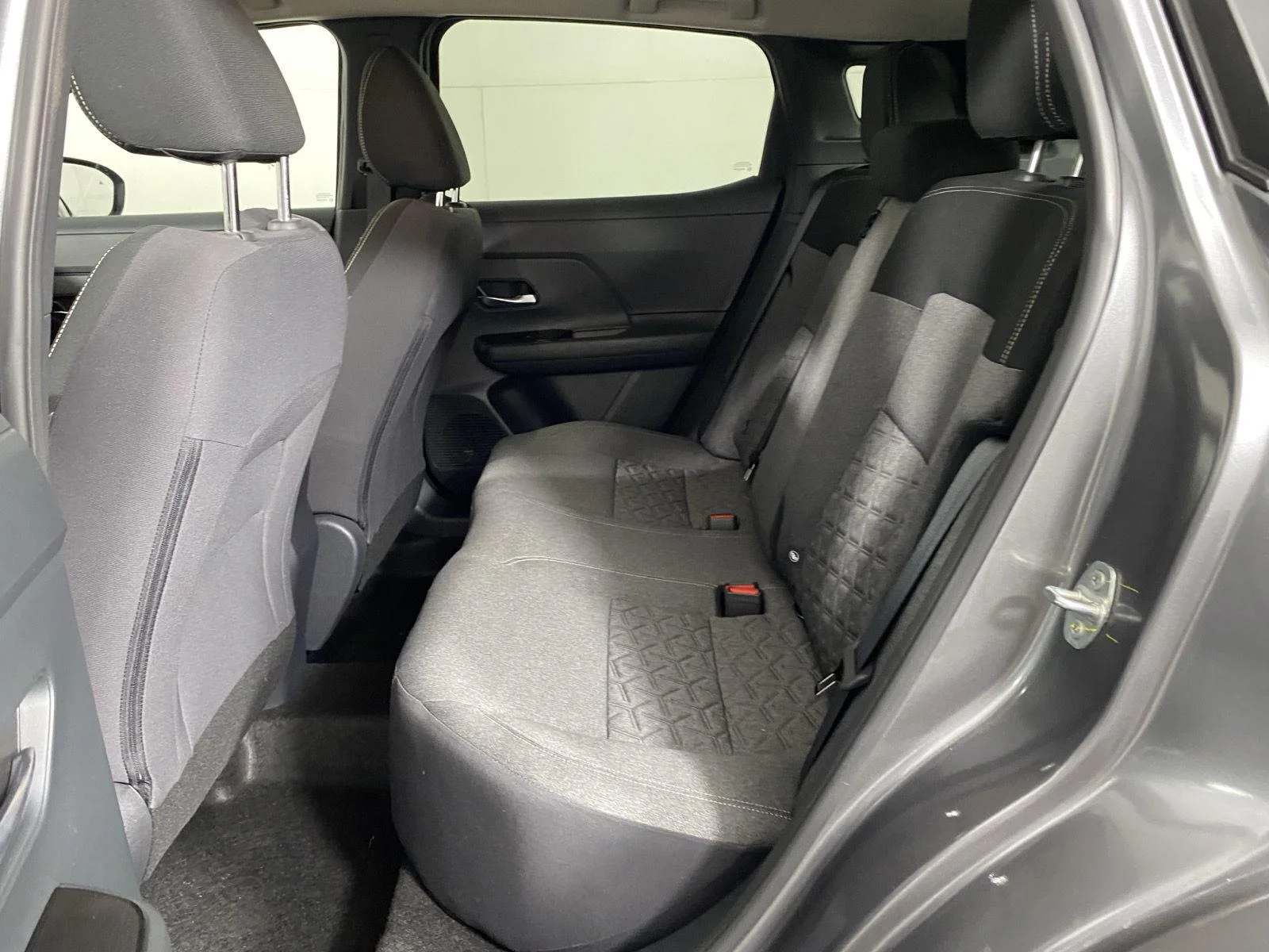 Used 2025 Gun Metallic Nissan SV image 21