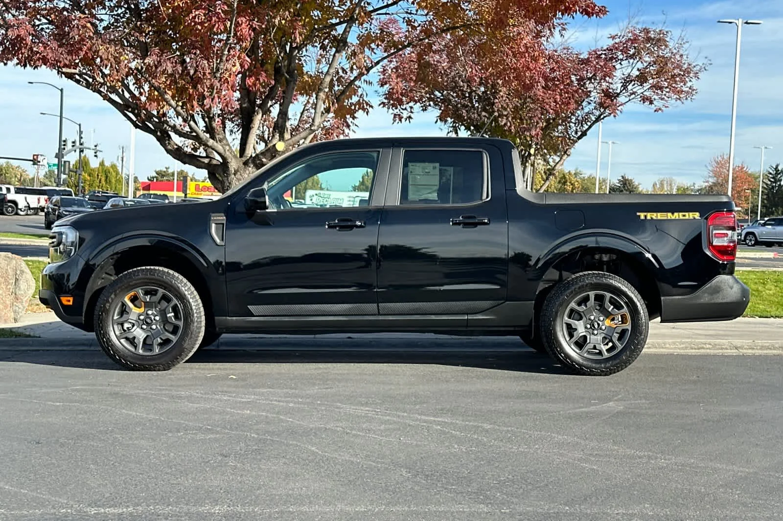 Certified Used 2024 Shadow Black Ford LARIAT Advanced image 5
