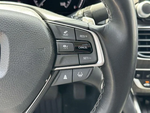 Used 2021 White Honda Touring image 24