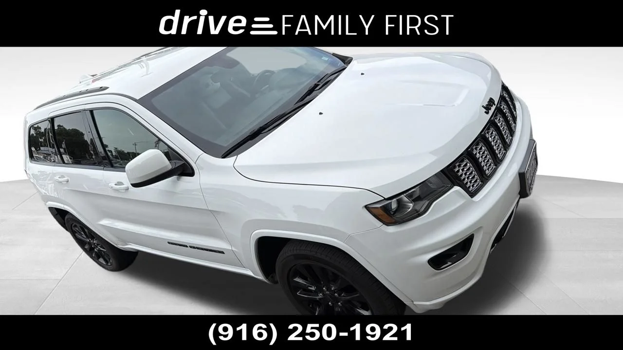2019 Jeep Grand Cherokee Altitude 4WD's photo
