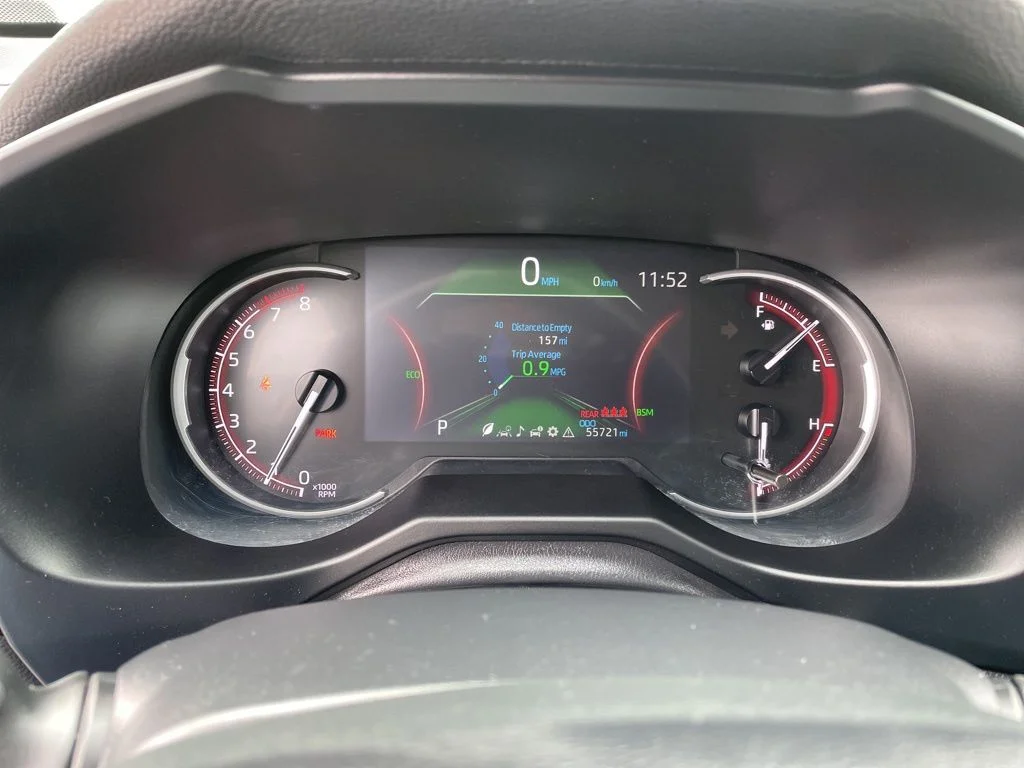 2023 Toyota RAV4 XLE - Photo 17
