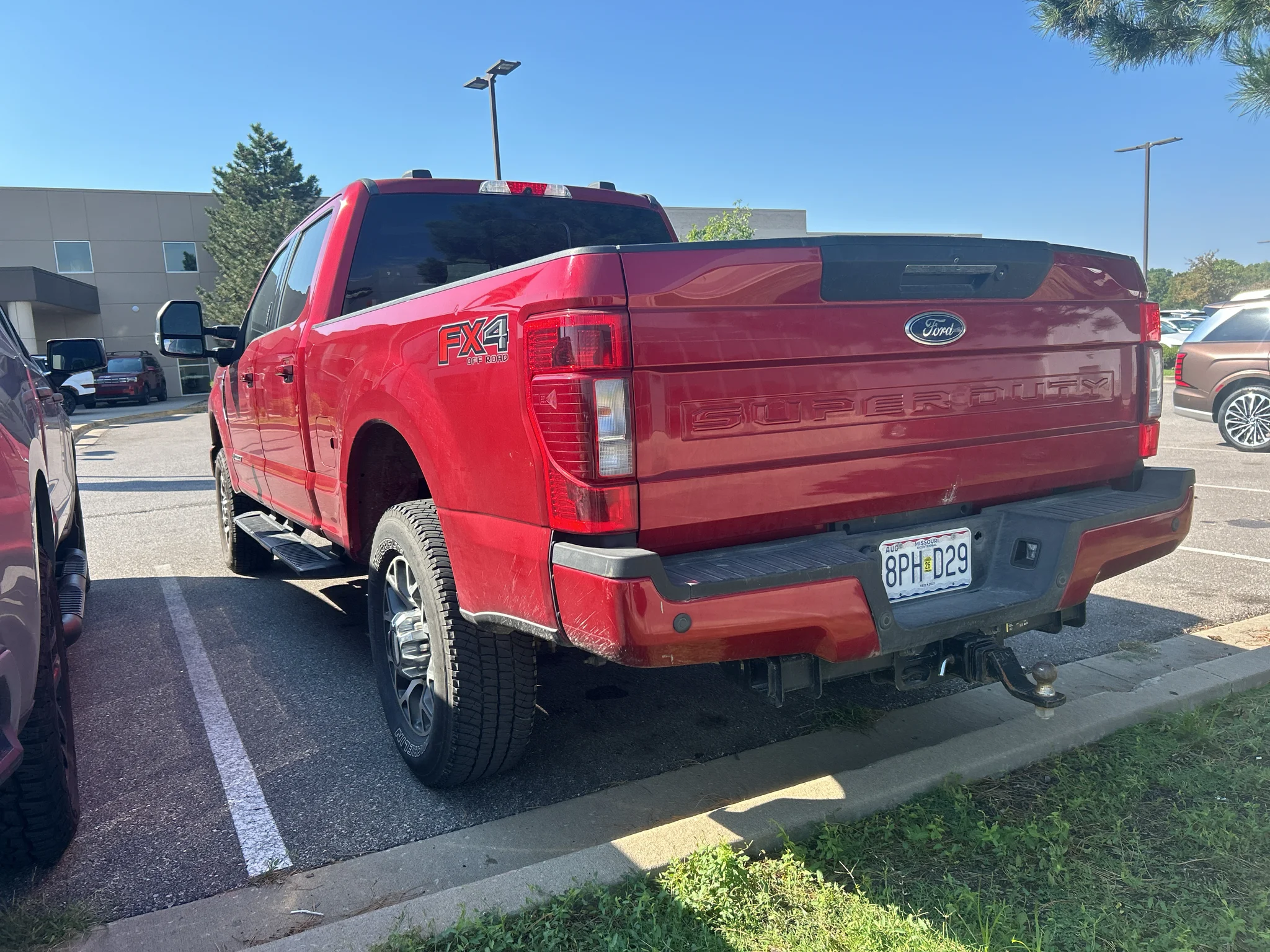 Used 2022 Rapid Red Metallic Tinted Clearcoat Ford LARIAT image 10