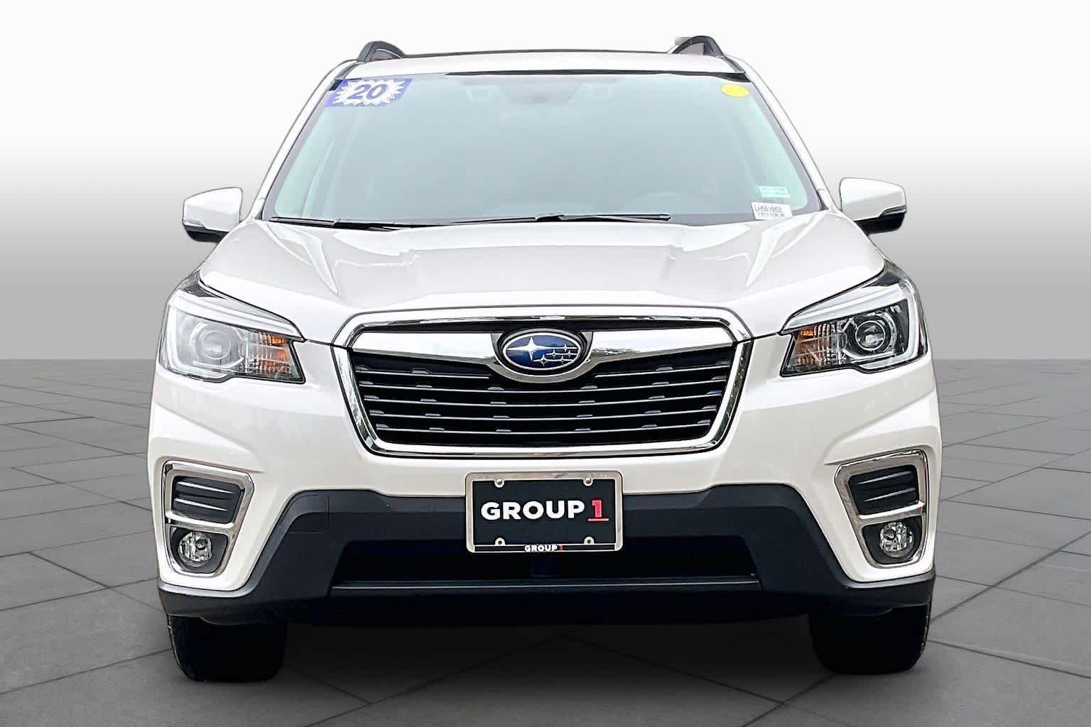 Used 2020 Crystal White Pearl Subaru Limited image 4