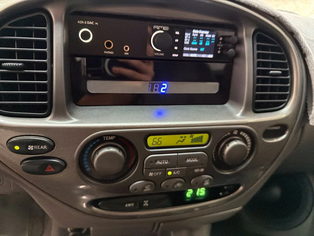 Used 2004 Silver Sky Metallic Toyota Limited image 46