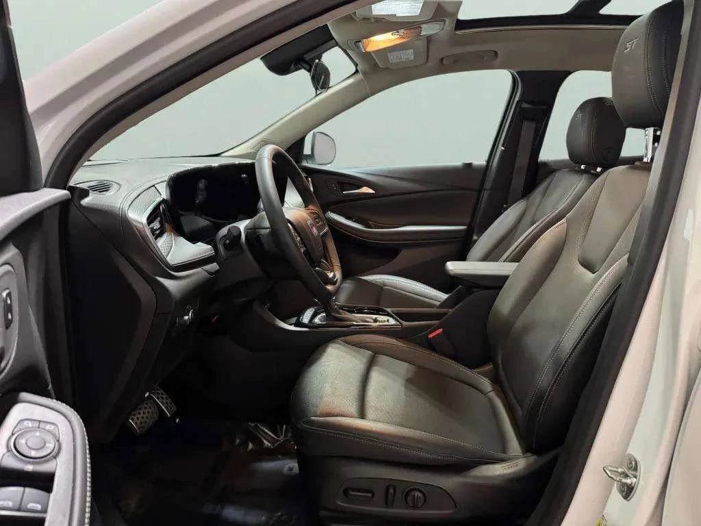 Used 2024 Summit White Buick Sport Touring image 22