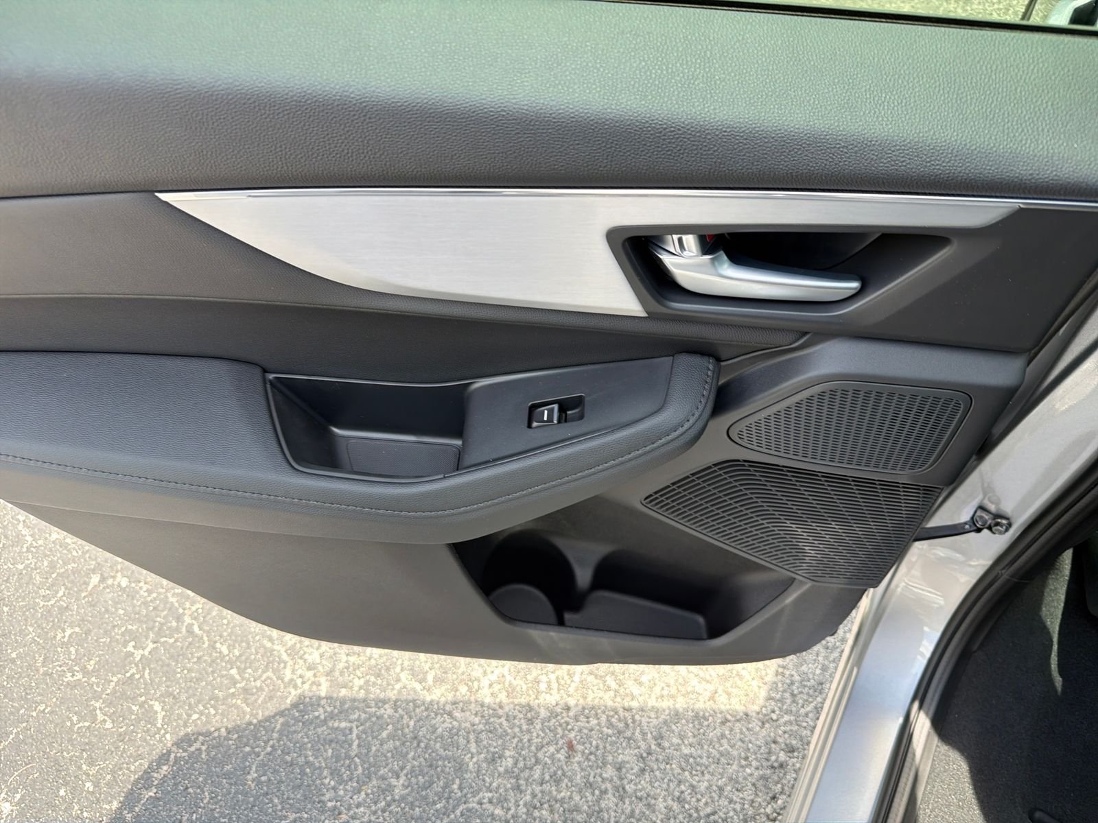 New 2026 Solar Silver Metallic Acura Base image 26