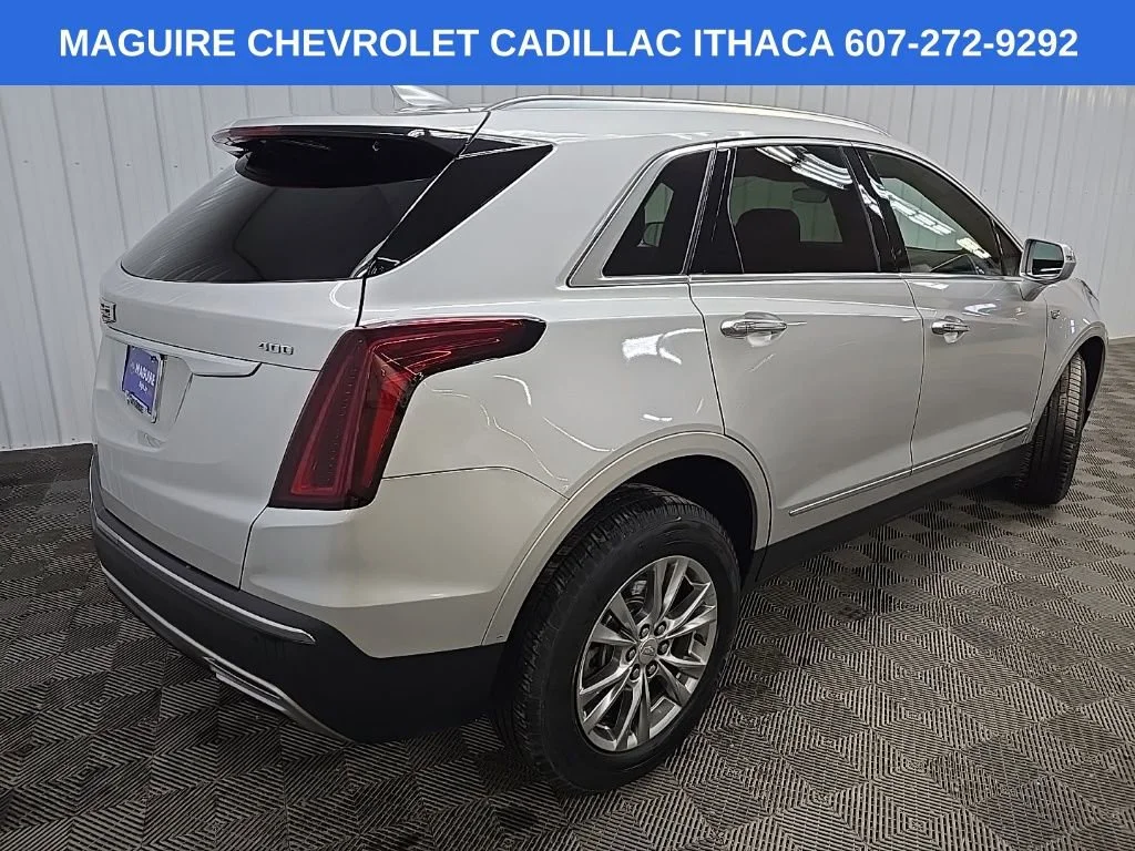 Used 2020 RADIANT SILVER METALLIC Cadillac Premium Luxury AWD image 10