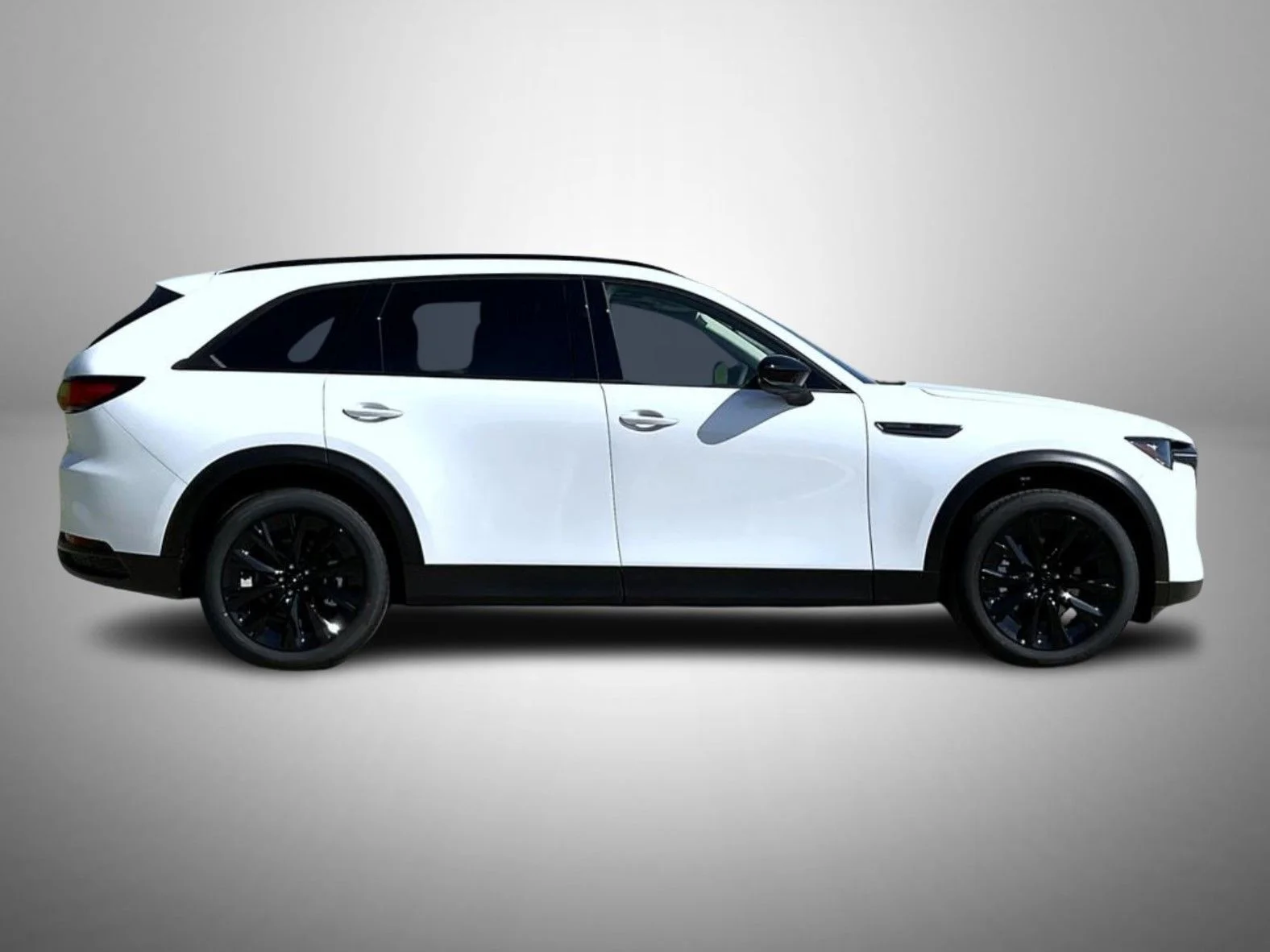 New 2026 White Mazda 3.3 Turbo Premium image 4