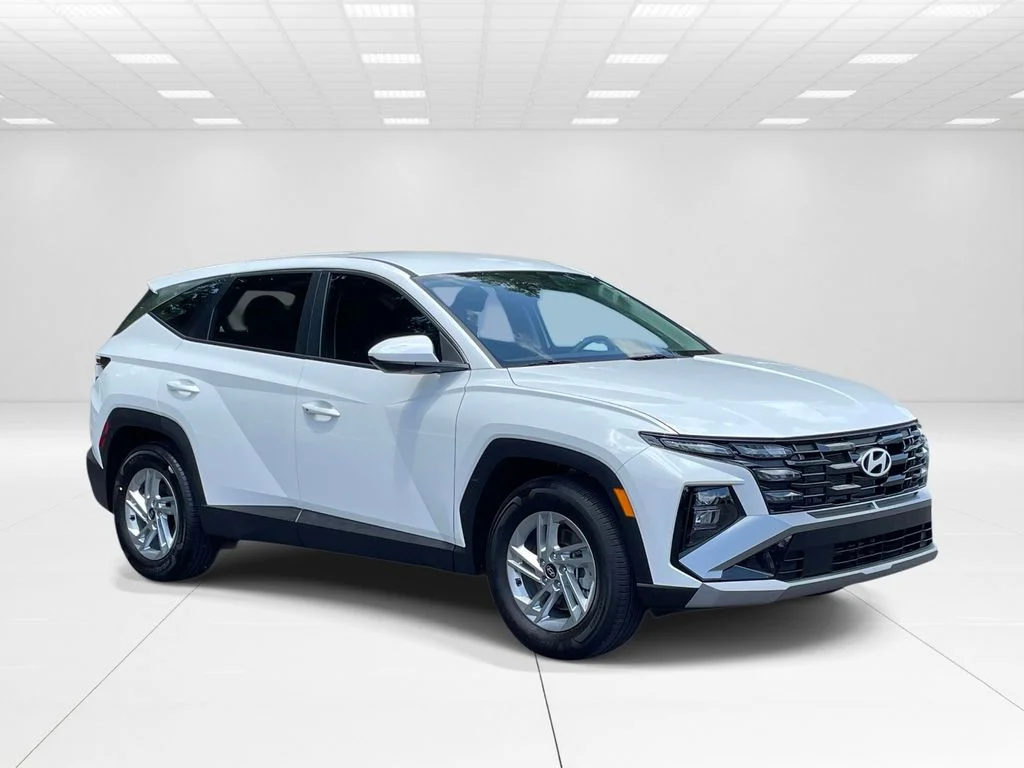 Used 2026 White Hyundai SE image 1