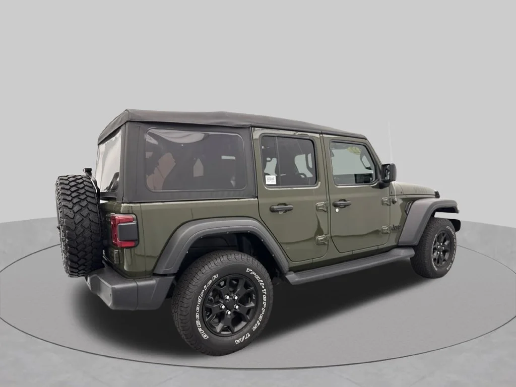 2022 Jeep Wrangler UNLIMITED WILLYS Convertible Slide 11