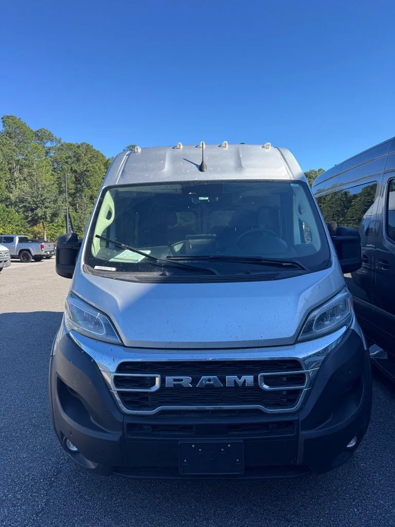 Used 2025 Silver Ram Base image 23
