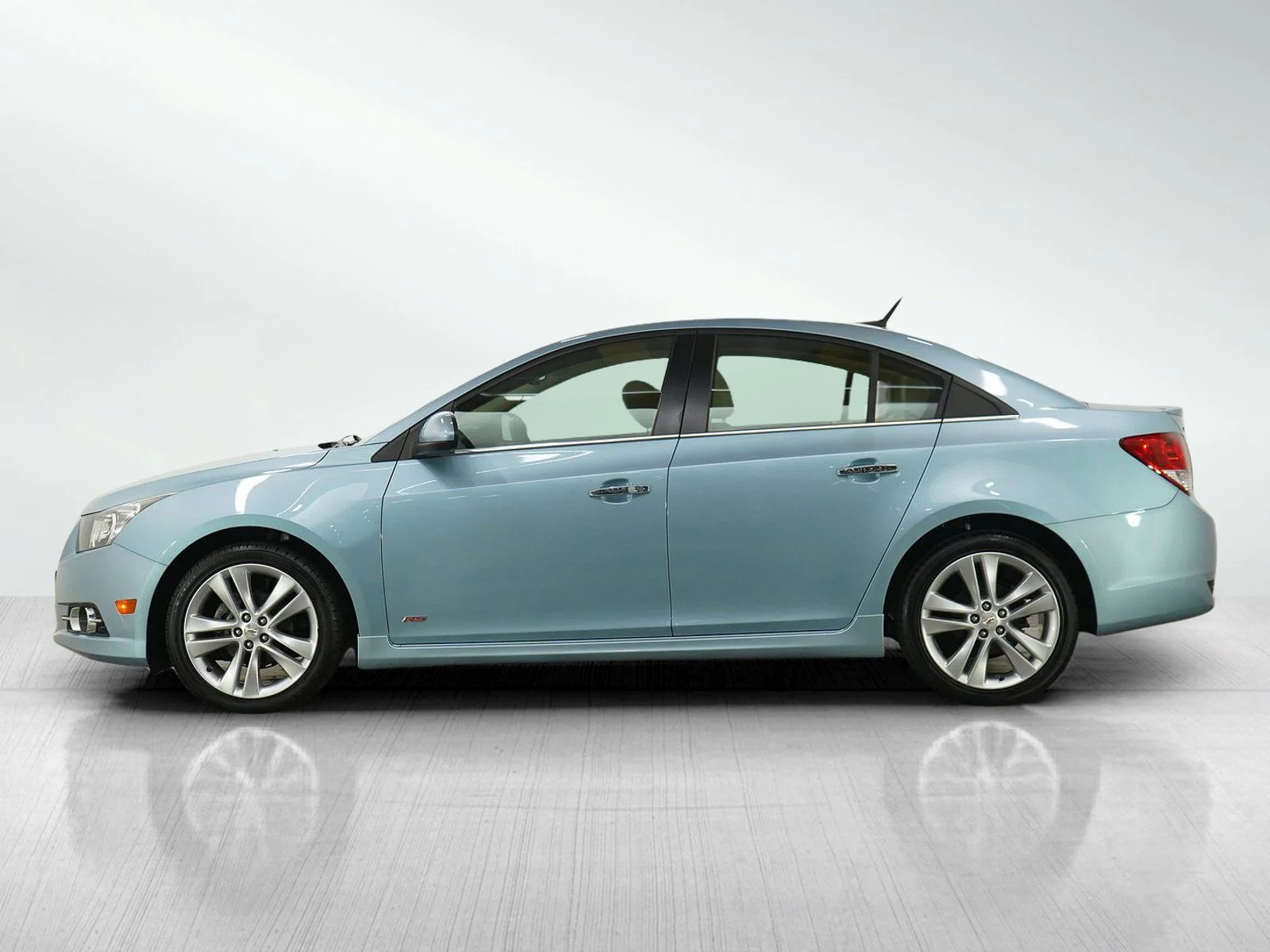 Used 2012 Chevrolet Cruze LTZ with VIN 1G1PH5SC0C7143708 for sale in Burnsville, Minnesota
