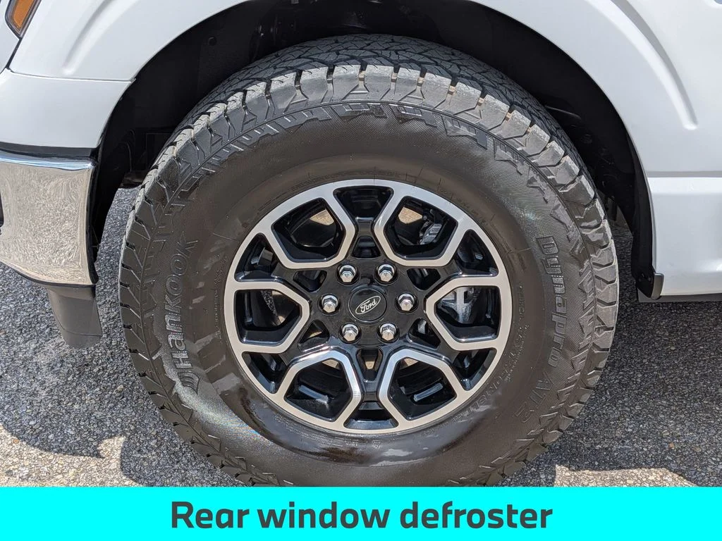 Used 2025 White Ford XLT image 12