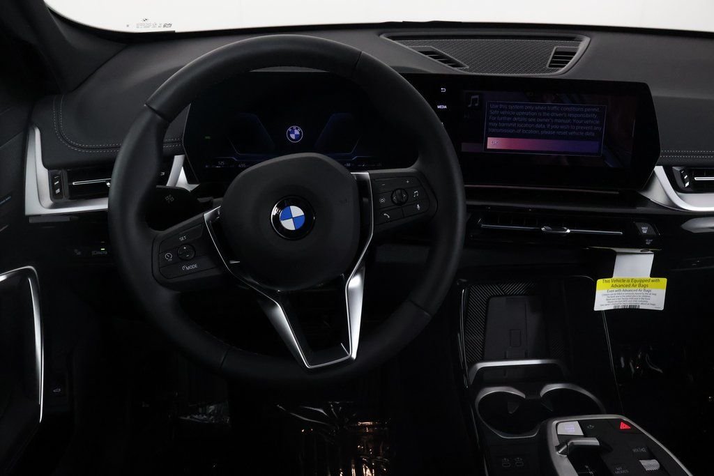 New 2027 Alpine White BMW xDrive28i image 3