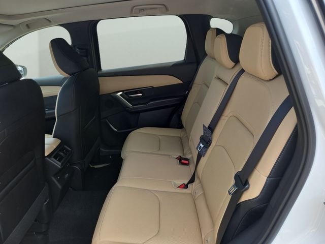 New 2026 White Metallic Mazda 2.5 S Premium Plus image 19