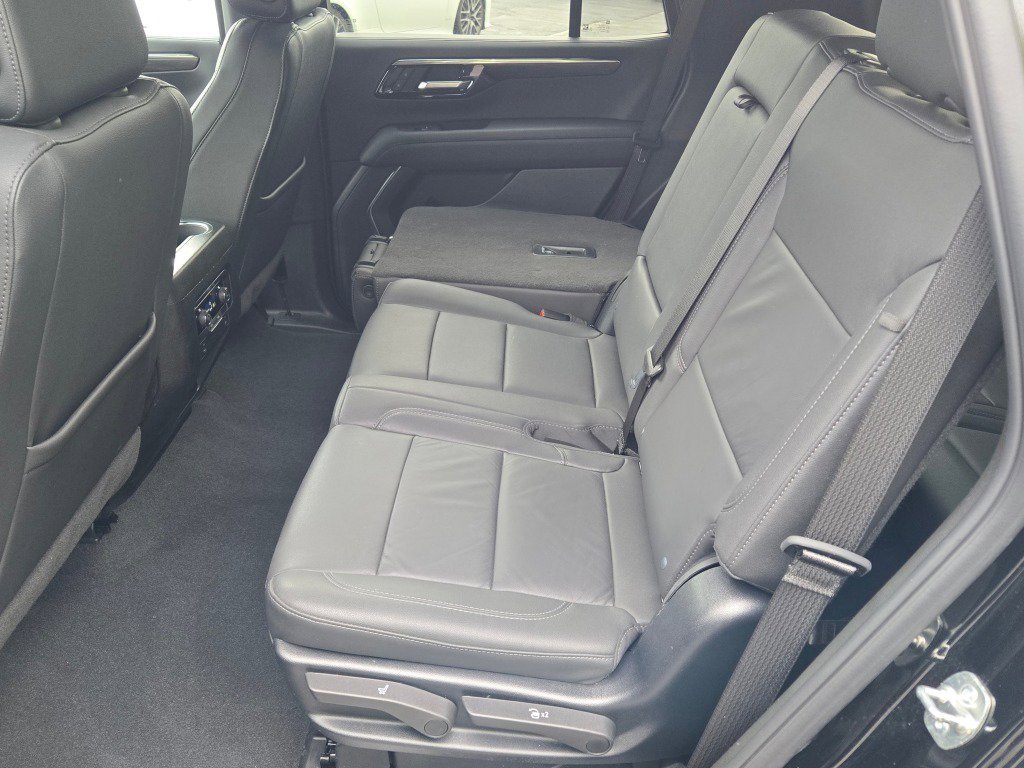 2025 Chevrolet Tahoe LT - Photo 19
