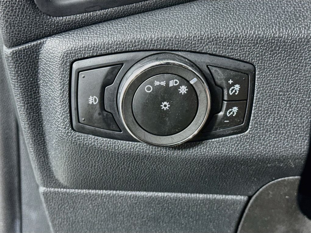 Used 2018 White Ford SE image 15