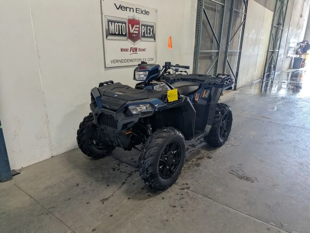 Used 2021 BLUE Polaris Premium image 2