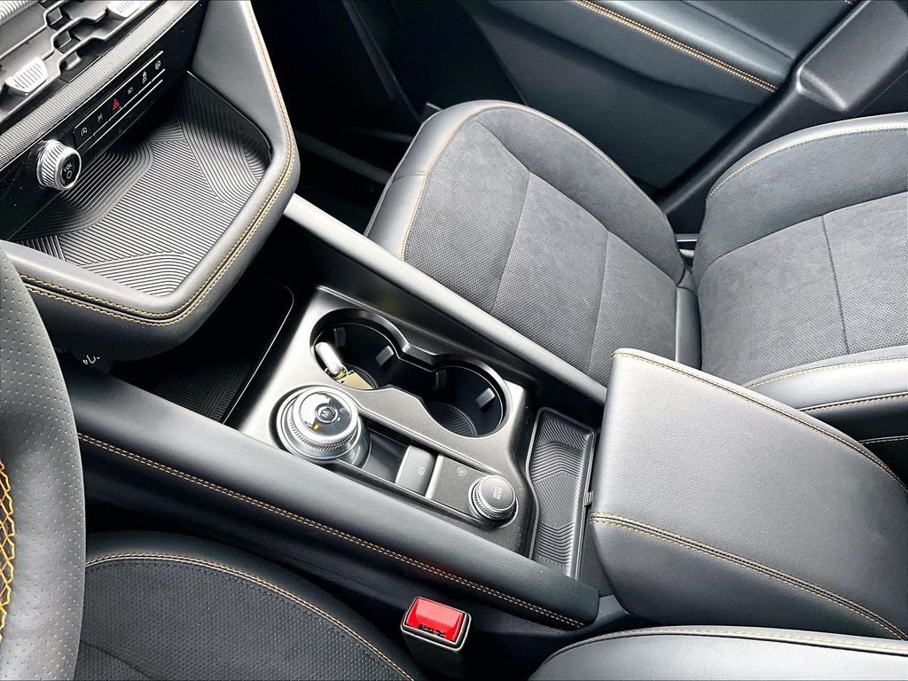 2026 Ford Explorer — photo 9