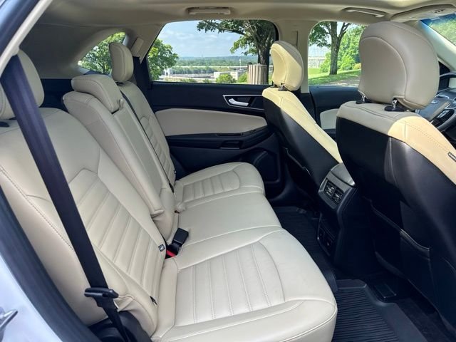 Used 2018 White Ford SEL image 11