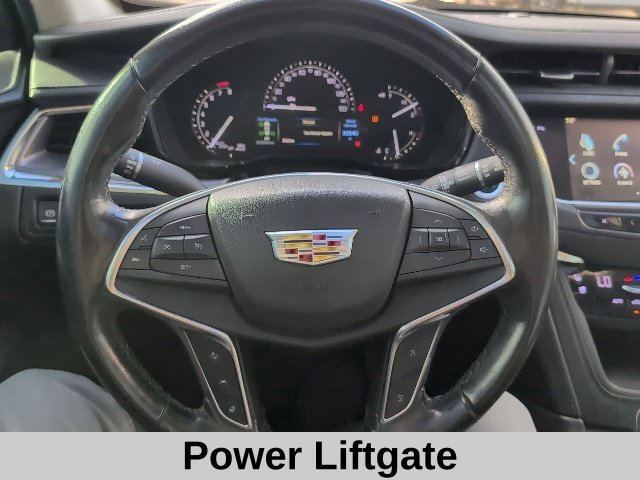 Used 2019 CRYSTAL WHITE TRICOAT Cadillac Premium Luxury AWD image 10