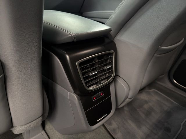 Used 2020 Black Lincoln Reserve image 15