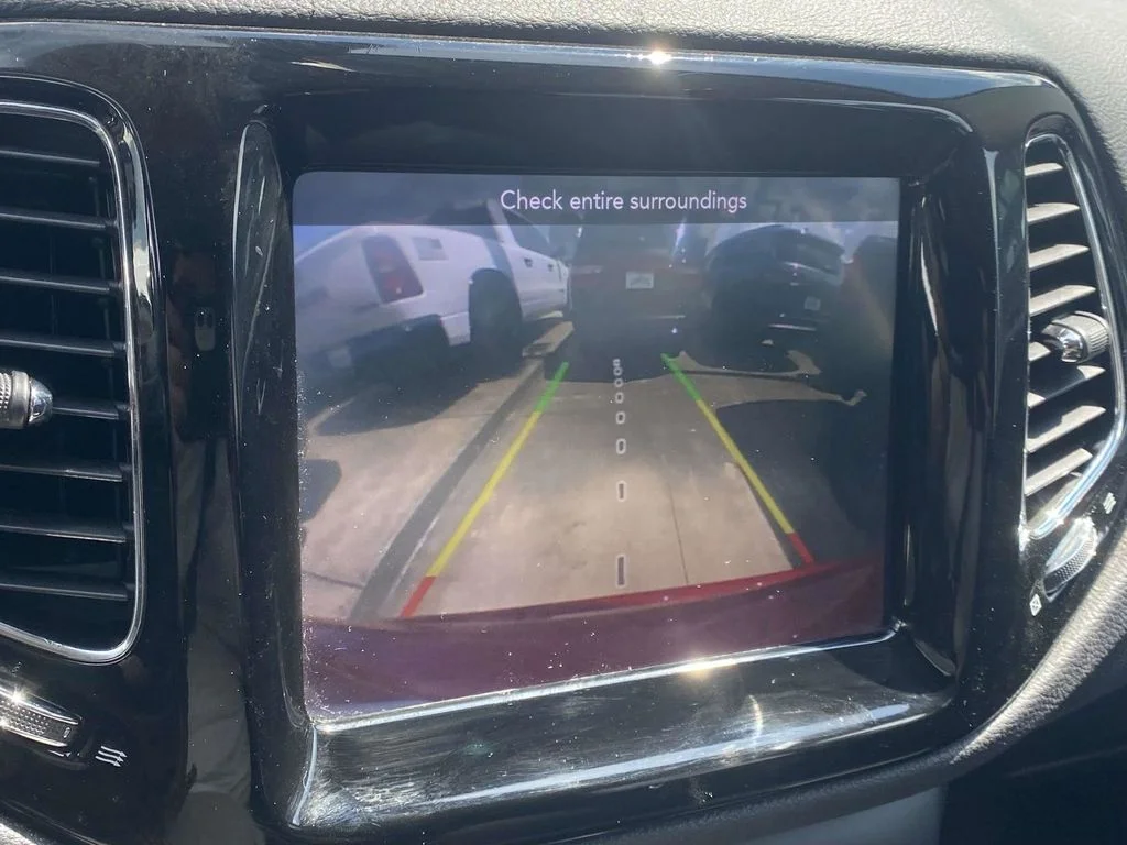 Used 2019 Red Jeep Limited image 26