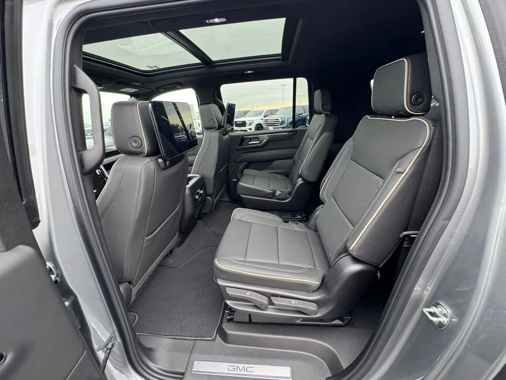 2026 GMC Yukon XL Elevation - Photo 24