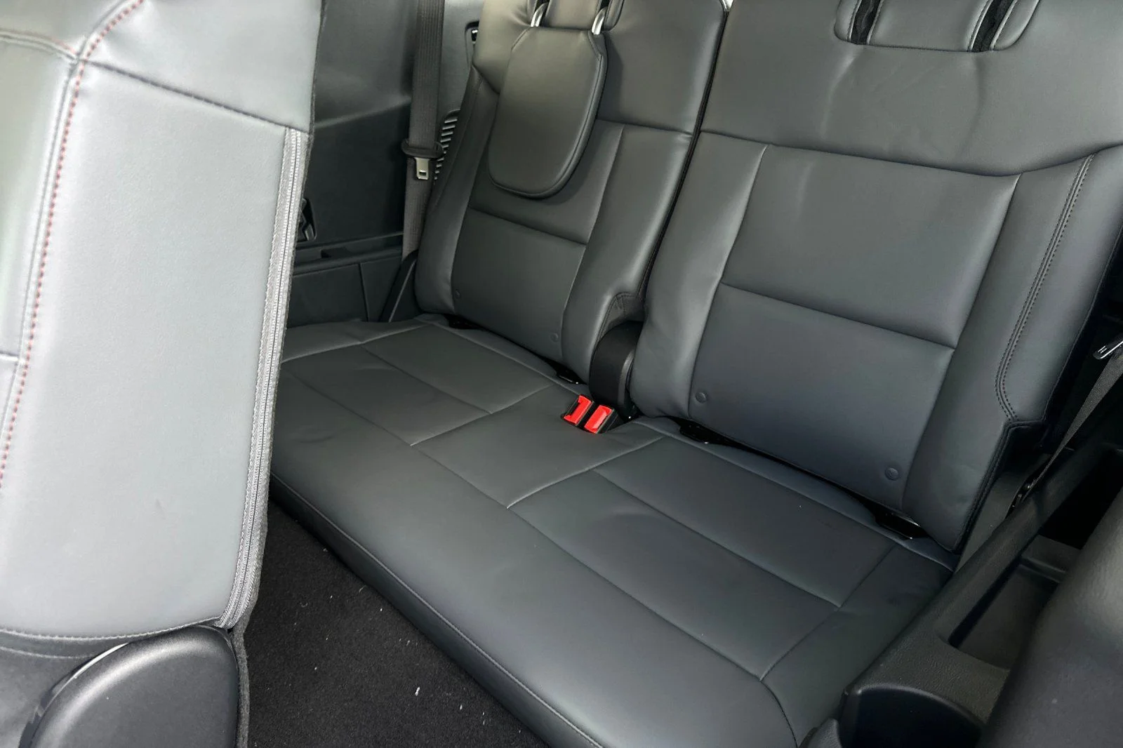 2026 Ford Explorer Active - Photo 11